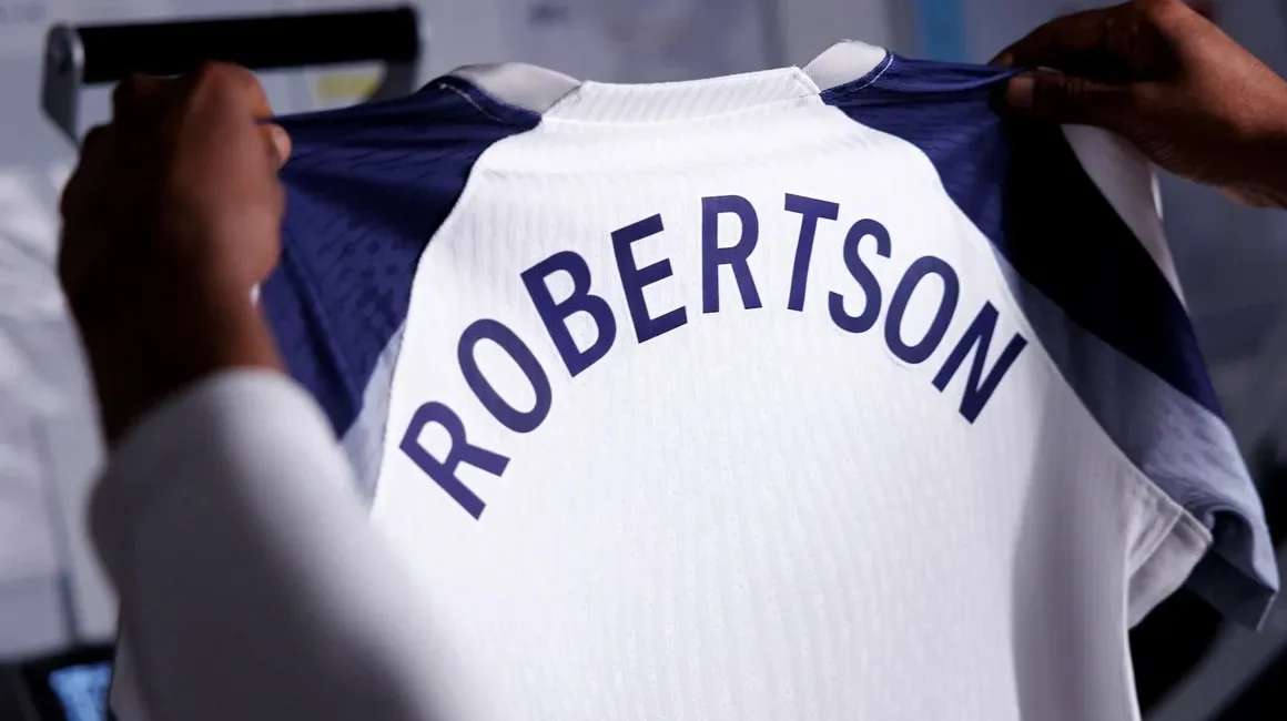 Robertson присоединился к Tottenham