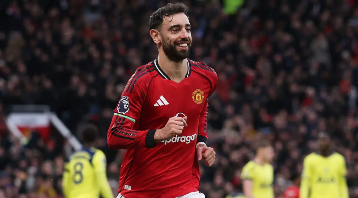 Bruno Fernandes нацелен на двойную награду